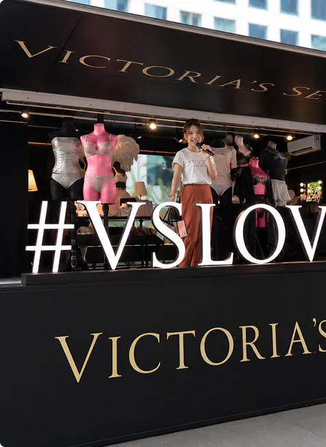 Victoria’s Secret #VSLOVE experiential brand activation